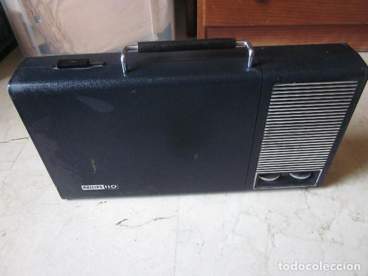 Radios antiguas: TOCADISCOS PHILIPS 30 GF 110 RED PILAS - Foto 6