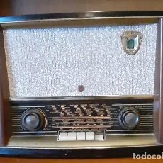 Radios antiguas: RADIO PHILIPS BOCCACCIO VALVULAS OJO MÁGICO BA453A