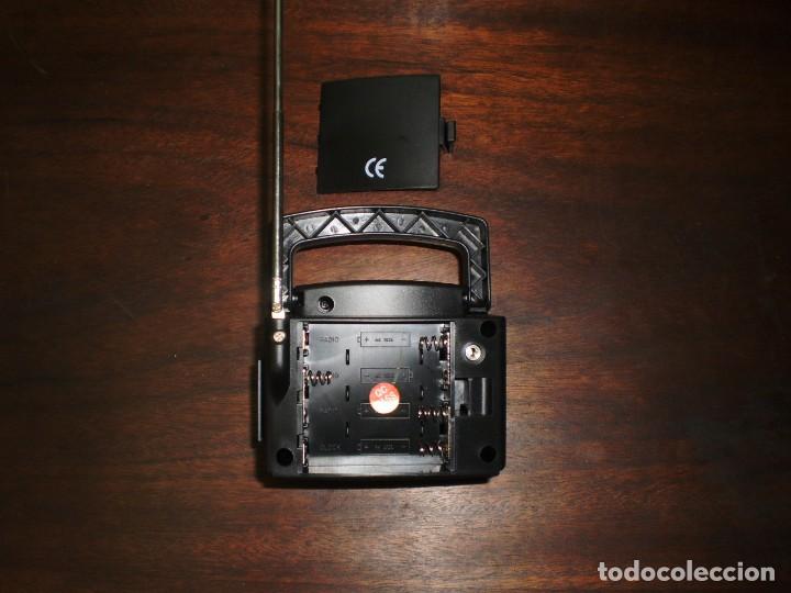 Radios antiguas: RADIO RELOJ MINI NUEVO - ICHISON HF 9001 - Foto 12