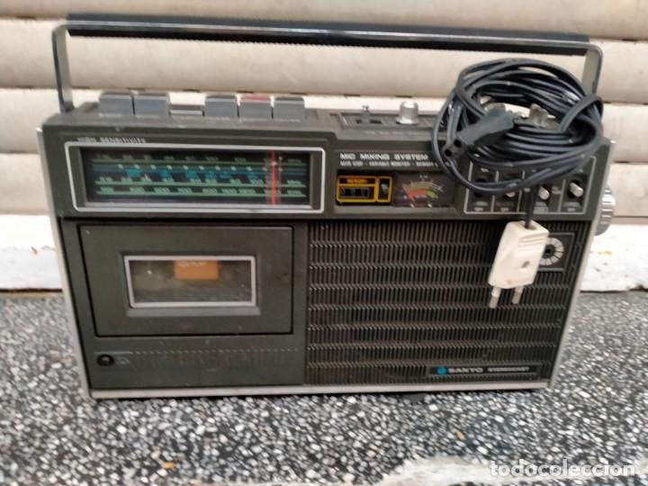 Radios antiguas: RADIO CASSETTE SANYO M 2460 N.... FUNCIONA - Foto 1