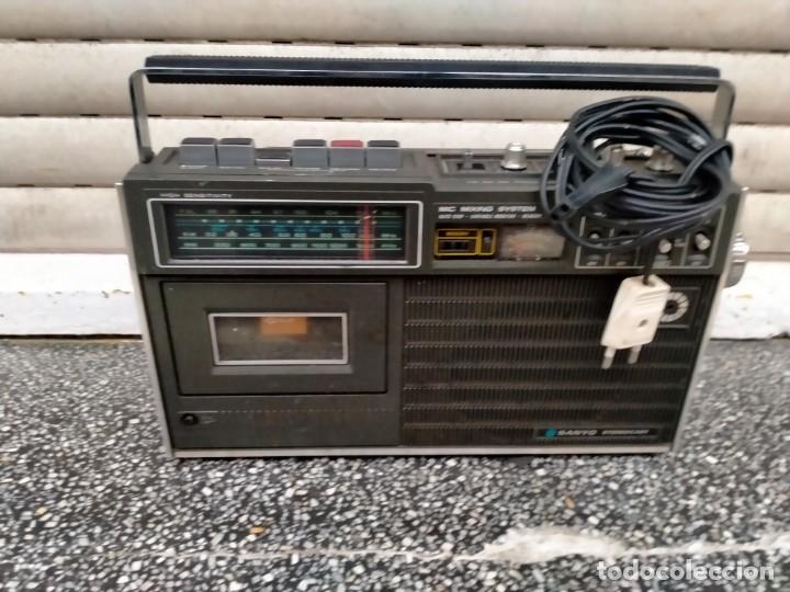 Radios antiguas: RADIO CASSETTE SANYO M 2460 N.... FUNCIONA - Foto 5