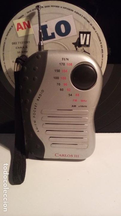 Radios antiguas: RADIO TRANSISTOR- AM/FM-CARLOS III. - Foto 2