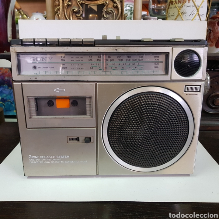 Radio cassette sony vintage 4 bandas cfm- 31s - Vendido en Venta ...