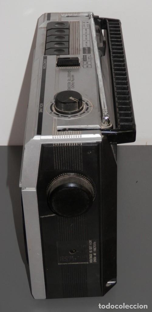 Radios antiguas: RADIO SANYO VINTAGE - Foto 2
