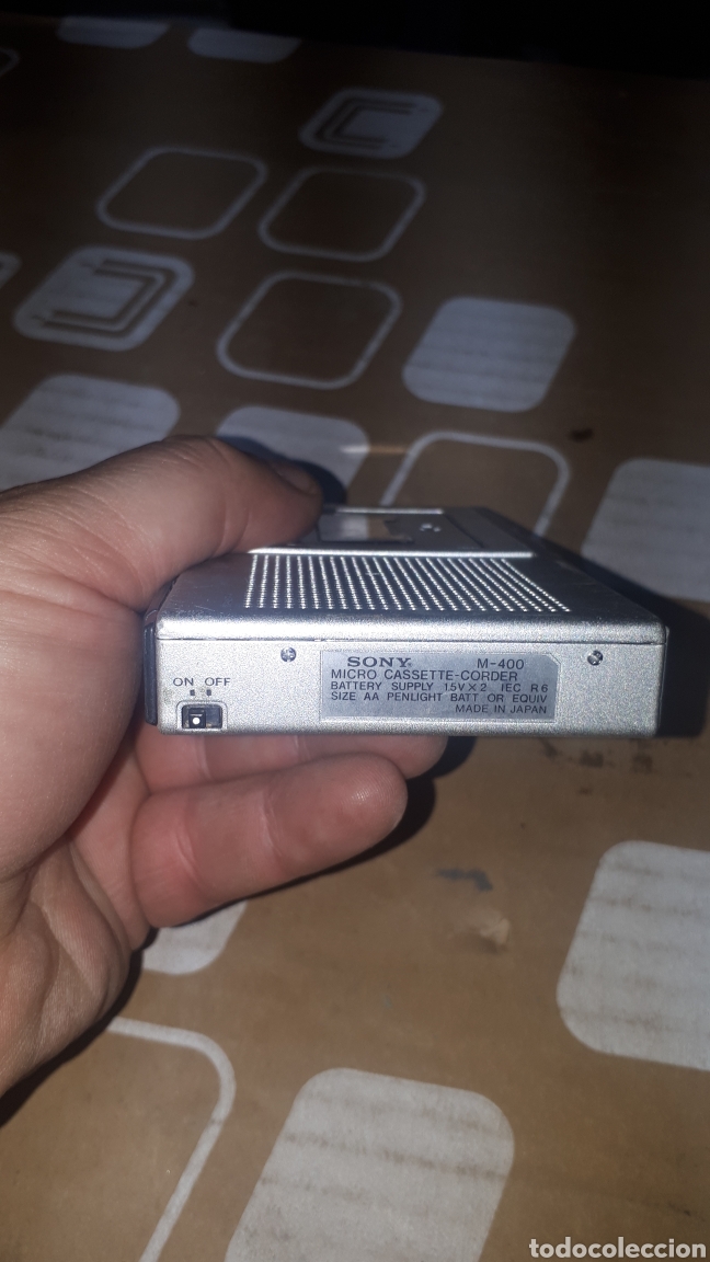 Radios antiguas: Antigua grabadora MICRO CASSETTE CORDER M - 400 - Foto 5