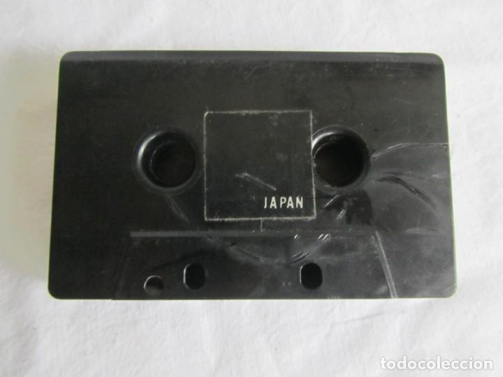 Radios antiguas: Curiosa radio en forma de cassette - Foto 7