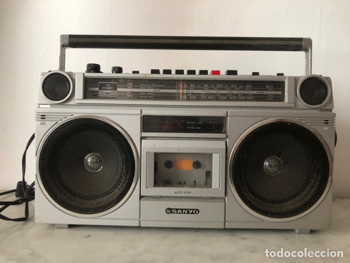 Radios antiguas: RADIO CASSETTE SANYO BOOMBOX - Foto 2 - 33319682