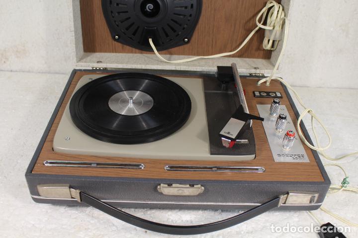 Radios antiguas: TOCADISCOS CONVER 1000 BUEN ESTADO - Foto 3