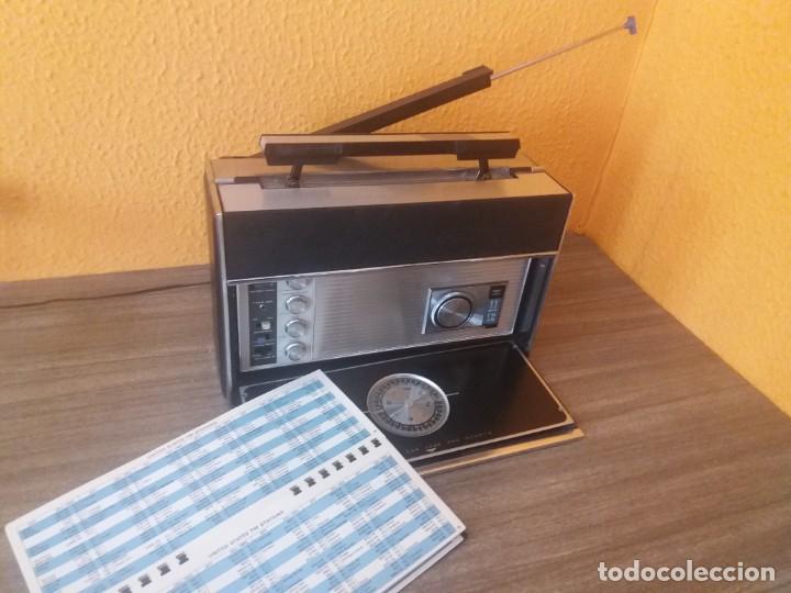 Radios antiguas: RADIO ZENITH TRANSOCEANIC ROYAL D7000Y - Foto 3