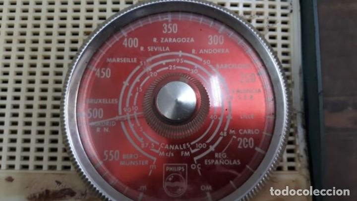 Radios antiguas: RADIO PHILIPS..DIAL EN ROJO.VINTAGE. - Foto 3