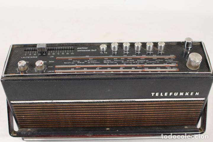 Radios antiguas: radio cassette telefunken v110 - Foto 6