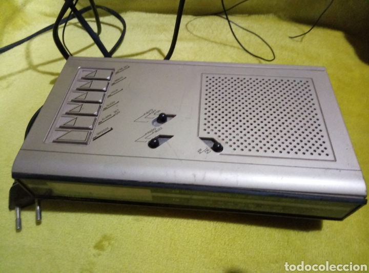 Radios antiguas: Radio reloj despertador Oskar - Foto 3