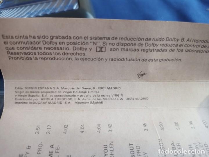 Radios antiguas: WALKMAN PHILIPS AQ6401CASSETTE PLAYER DBB con una cassette,24 Exitos - Foto 2