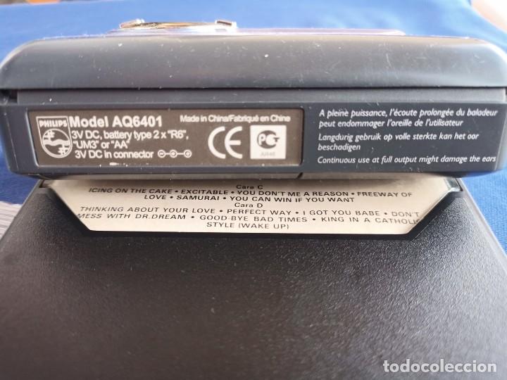 Radios antiguas: WALKMAN PHILIPS AQ6401CASSETTE PLAYER DBB con una cassette,24 Exitos - Foto 3