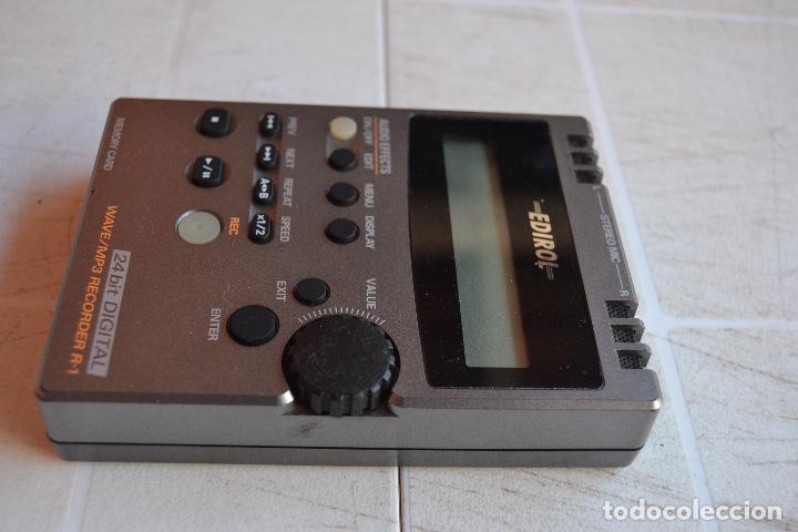 Radios antiguas: Roland R-1 Portable 24-Bit WAVE MP3 Recorder & Player - Foto 2