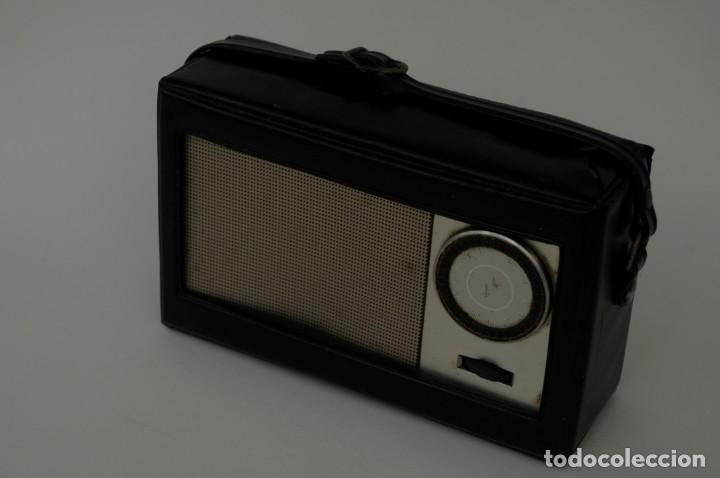 Radios antiguas: RADIO TRANSISTOR INTER - Foto 7