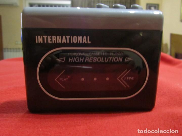 Radios antiguas: WALMAN COMPACTO CASSETTE MARCA INTERNATIONAL NUEVO - Foto 2