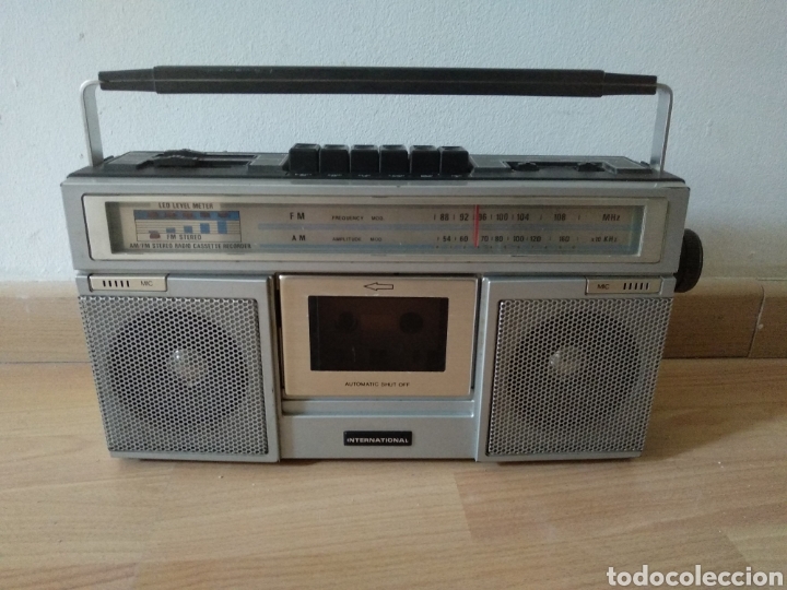 radio cassette international modelo 3838. funci - Compra venta en  todocoleccion