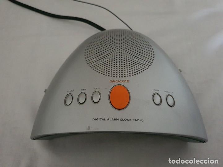 Radios antiguas: RADIO RELOJ DESPERTADOR - Foto 2