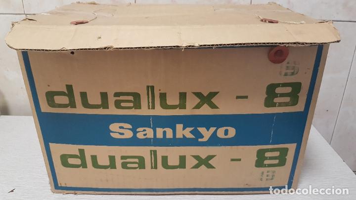 Radios antiguas: PROYECTOR SUPER 8 - SANKYO DUALUX-8 - Foto 3