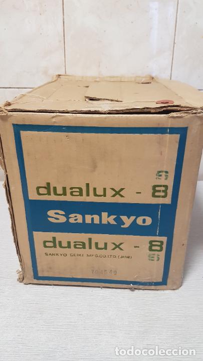 Radios antiguas: PROYECTOR SUPER 8 - SANKYO DUALUX-8 - Foto 1