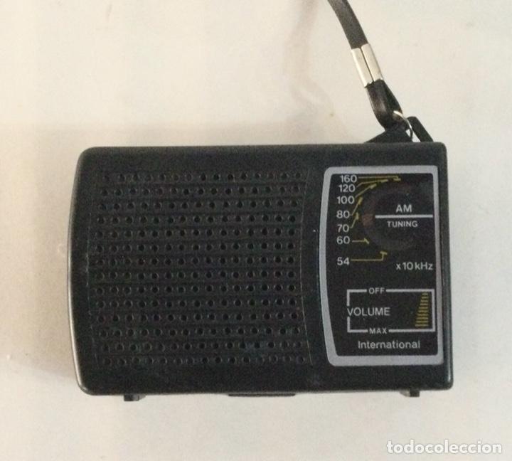 Radios antiguas: Radio Transitor Internacional. Funciona - Foto 1