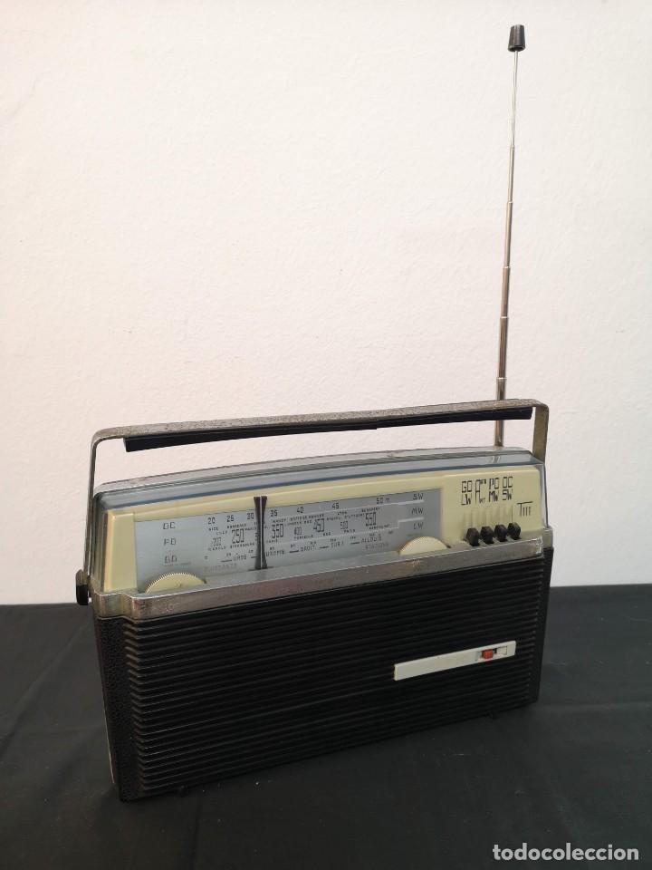 Radios antiguas: Antiguo RADIO TRANSISTOR OCEANIC T-111 - Foto 2