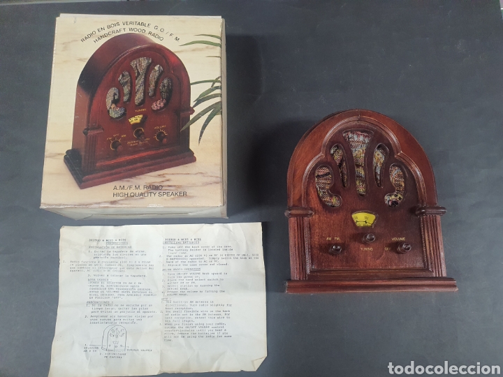Radios antiguas: REPICA DE RADIO ANTIGUA EN MADERA . FUNCIONANDO . - Foto 1