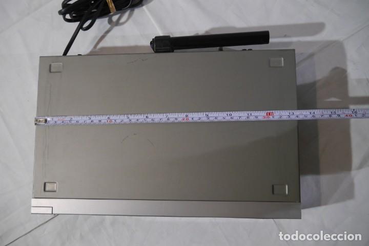 Radios antiguas: Radio Aurex Toshiba ST-V50, funcionando - Foto 11