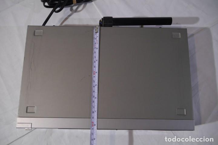 Radios antiguas: Radio Aurex Toshiba ST-V50, funcionando - Foto 12