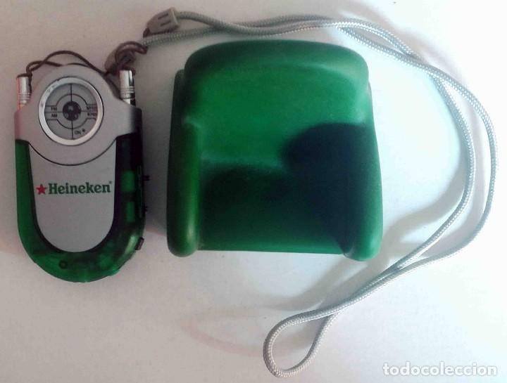 Radios antiguas: Radio Heineken funcionando + soporte silla - Foto 5