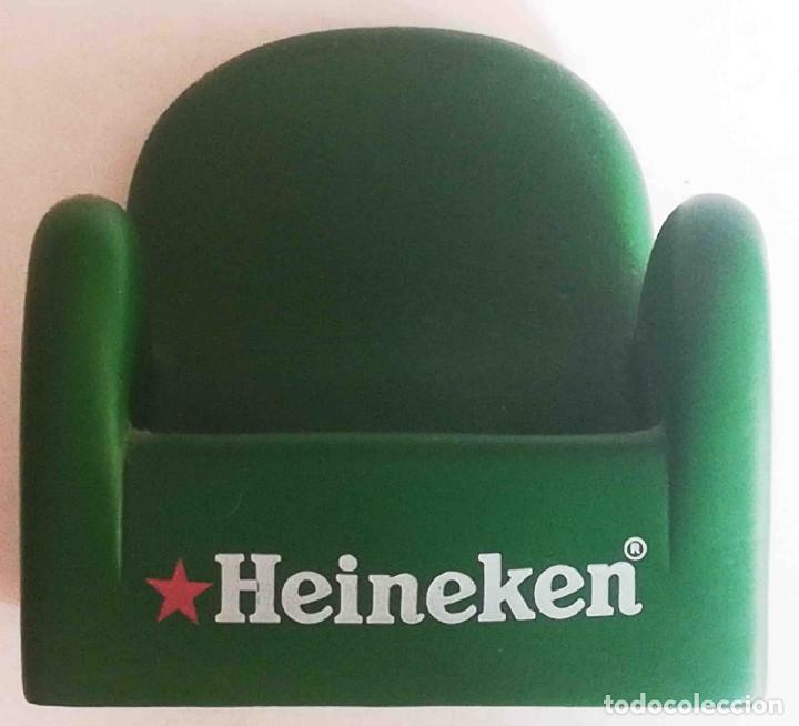 Radios antiguas: Radio Heineken funcionando + soporte silla - Foto 6