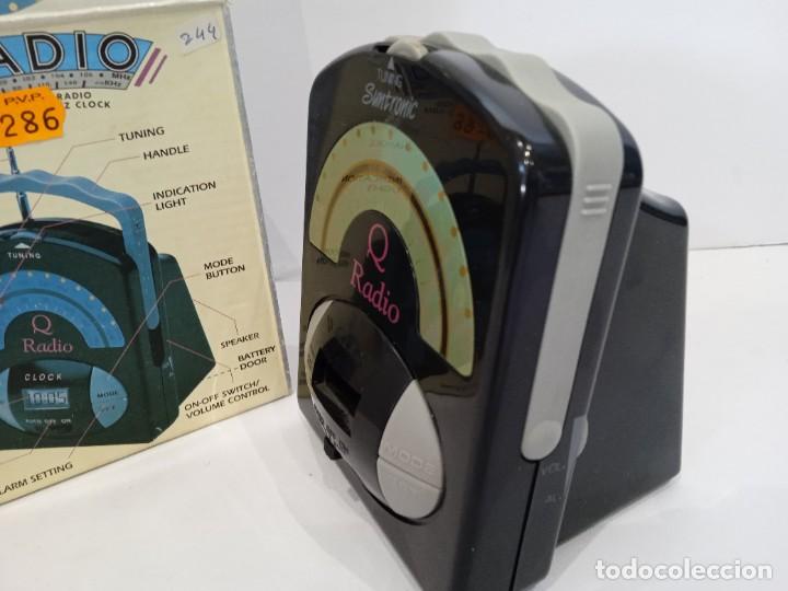 Radios antiguas: Radio transistor con reloj QRadio - Foto 4