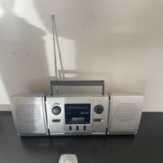Radios antiguas: RADIO PORTÁTIL. Lote 298929393