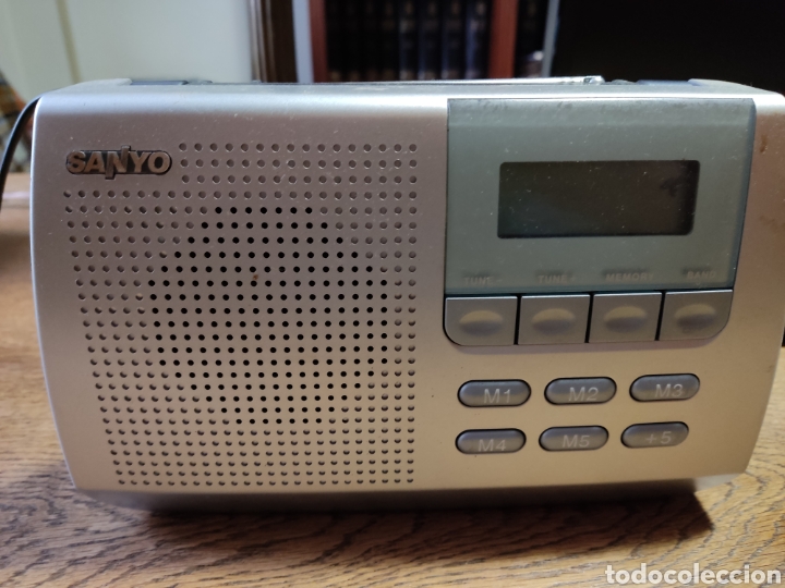 Radios antiguas: Radio sanyo modelo RP - D7000 - Foto 2