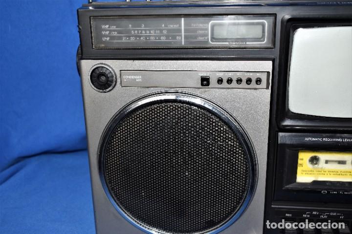 Radios antiguas: Radio TV cassette Philips FTZ-U121 año 1979 muy raro - Foto 5 - 300846858