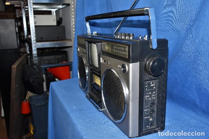 Radios antiguas: Radio TV cassette Philips FTZ-U121 año 1979 muy raro - Foto 9 - 300846858