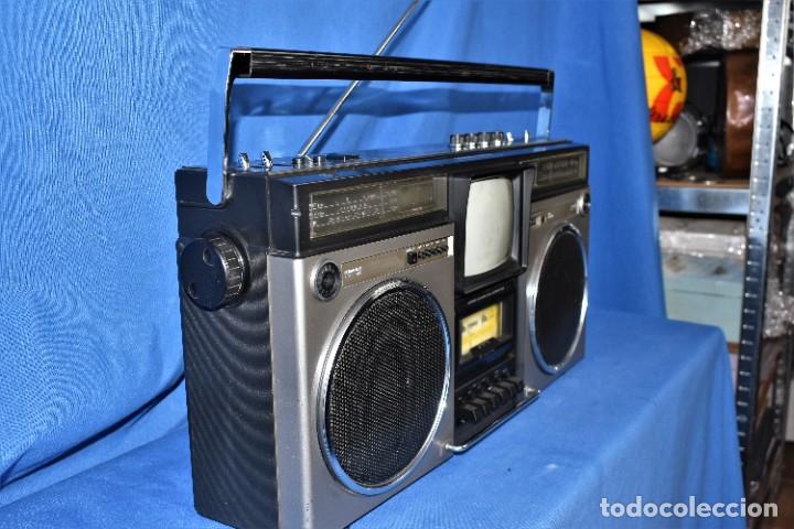 Radios antiguas: Radio TV cassette Philips FTZ-U121 año 1979 muy raro - Foto 11 - 300846858