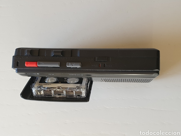Radios antiguas: Micrograbadora SANYO con cinta. - Foto 5