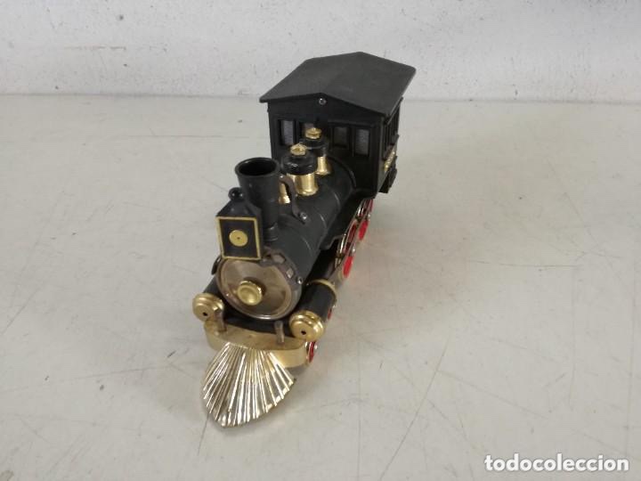 Radios antiguas: Locomotora conteniendo radio y funcionando - Foto 3