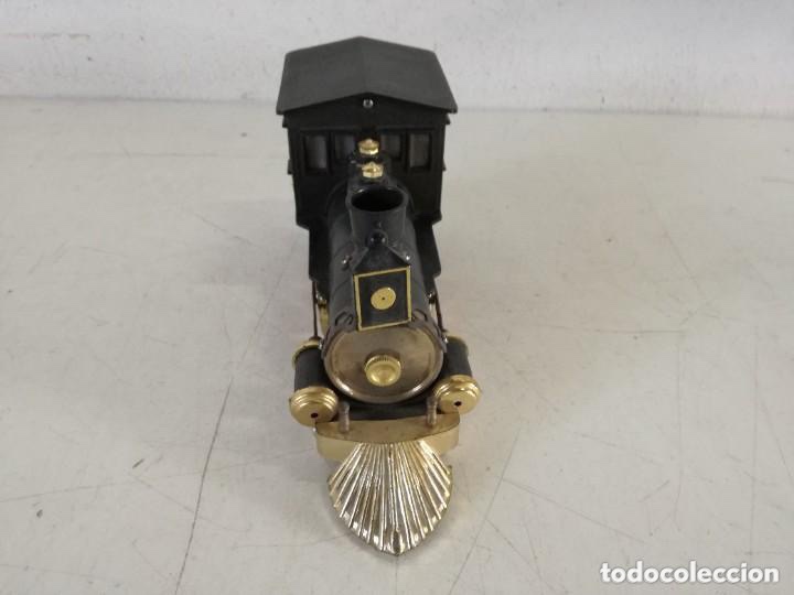 Radios antiguas: Locomotora conteniendo radio y funcionando - Foto 4