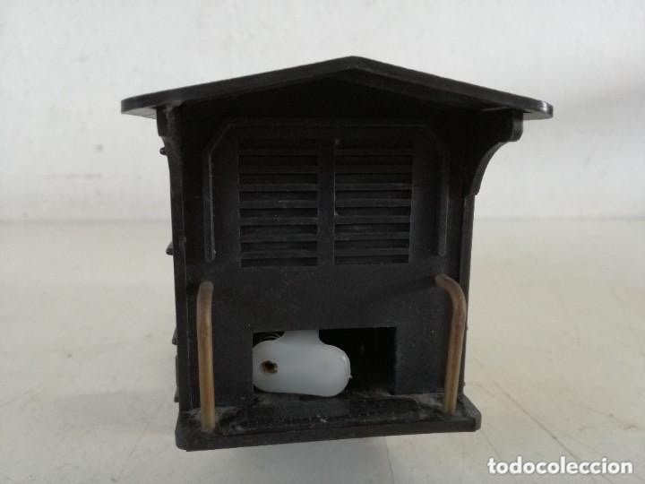 Radios antiguas: Locomotora conteniendo radio y funcionando - Foto 11