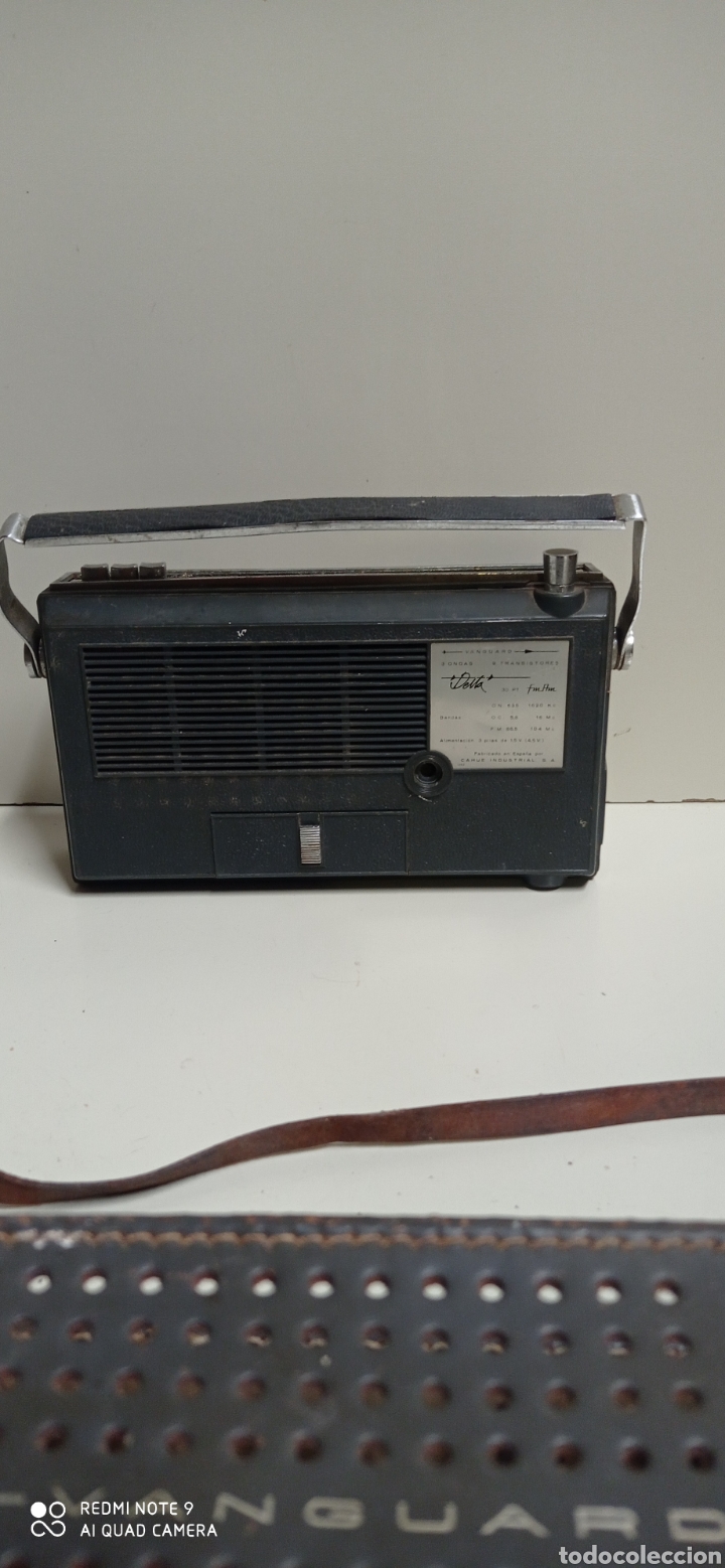 Radios antiguas: Radio Vanguard Delta con su funda. - Foto 6