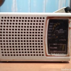 Radios antiguas: ANTIGUO RADIO TRABSISTOR PORTATIL PEQUEÑO. Lote 347914913