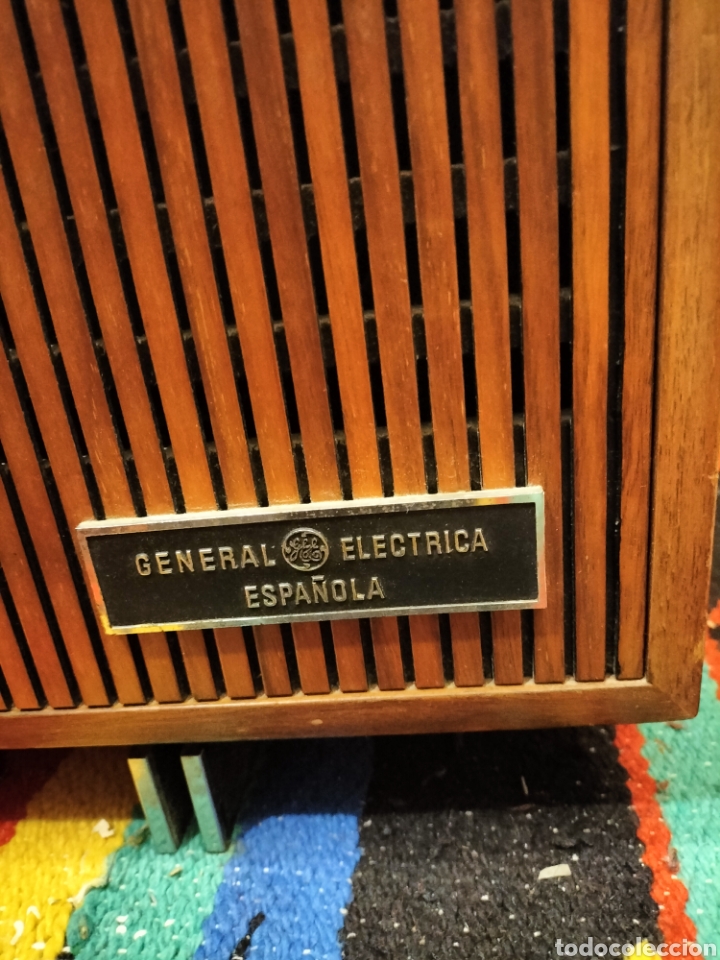 Radios antiguas: Tocadiscos compacto picu antiguo general electr&oacute;nica espa&ntilde;ola - Foto 1