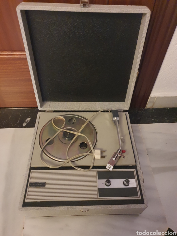 Radios antiguas: tocadisco antiguo kosmophon a&ntilde;os 60 . - Foto 1