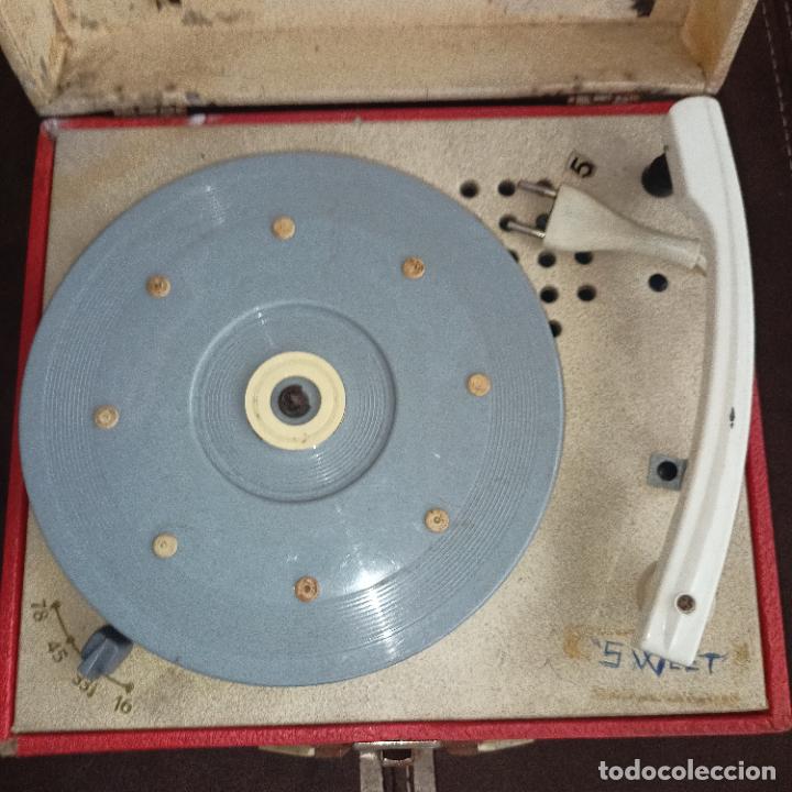 Radios antiguas: Antiguo tocadiscos de guateque - Foto 4