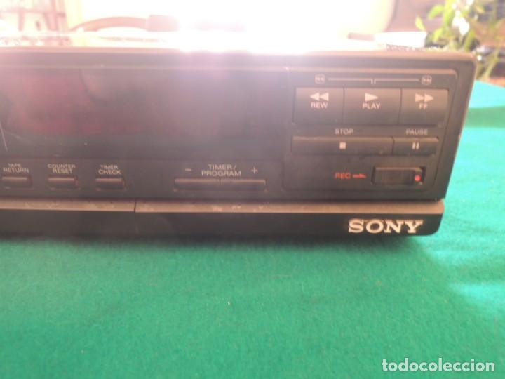 Radios antiguas: REPRODUCTOR SONY VIDEO 8 - VIDEO CASSETTE RECORDER EV-A200 - 1985 - Foto 2 - 329666588