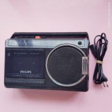Radios antiguas: RADIO CASETE-PHILIPS-3 FRECUENCIAS-CABLE-FUNCIONANDO-COLECCIONISTAS