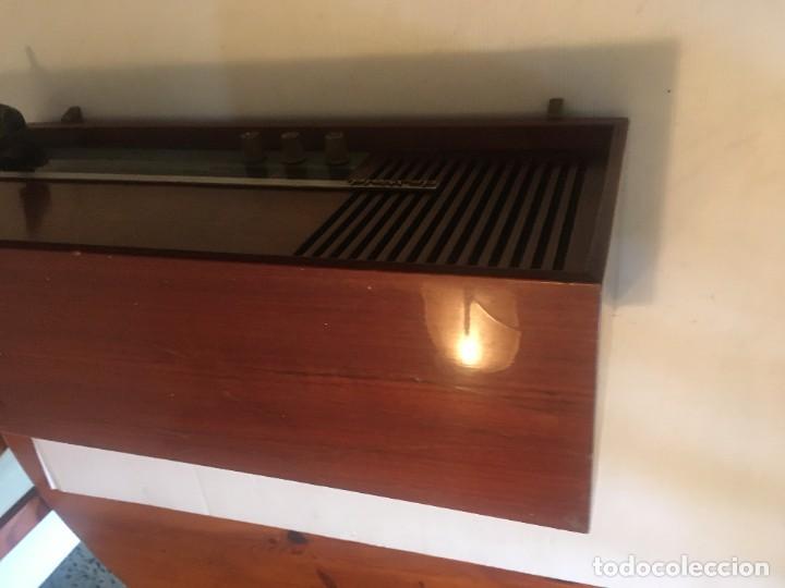 Radios antiguas: radio de Wald de madera modelo 440 ( no funciona ) 125/220 v - Foto 9